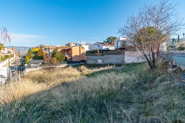 Venta de solar urbano, urbanización Cortijo de la Luz — 6