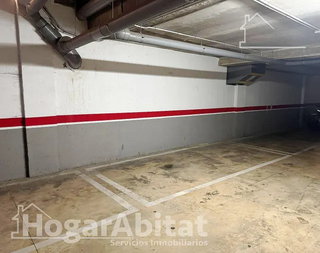 Amplio y luminoso en residencial con piscina y garaje, todo amueblado — 34