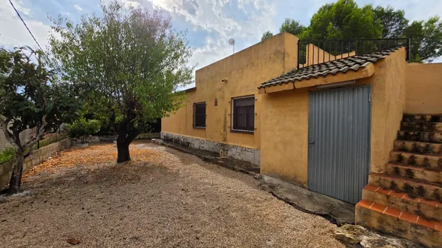 Casa unifamiliar en planta baja con piscina y parcela de 800 m2 en l’Ametlla de Mar — 21