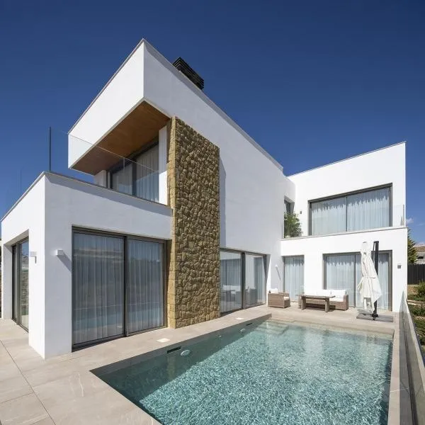 Villas a sólo 100m de la playa