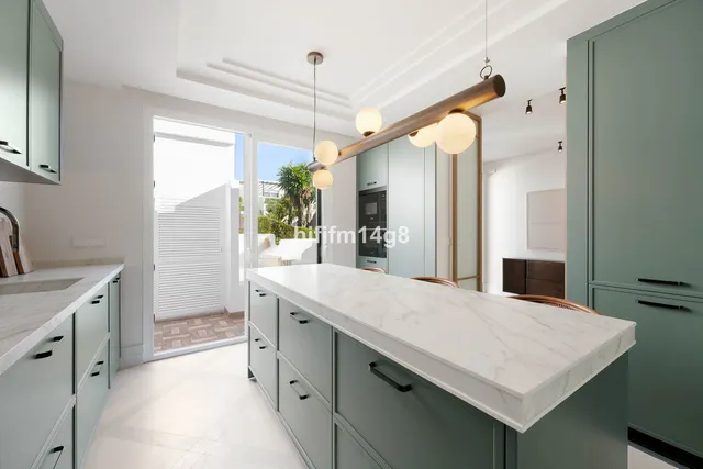 Adosado 3 habitaciones 198m² en venta - Aloha — 20