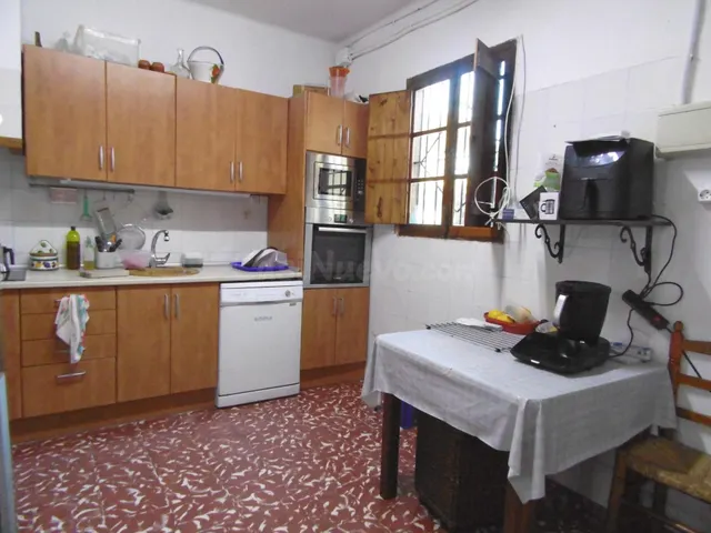 Amplia Casa en Mestrets, Castellón: Espacio y Naturaleza al  - foto 4
