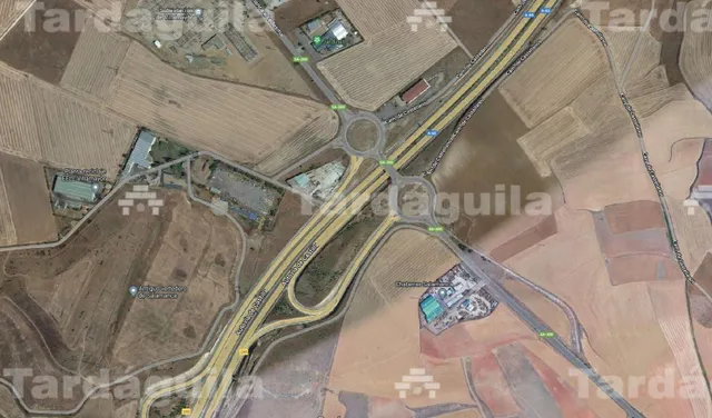 VENTA DE PARCELA INDUSTRIAL VILLAMAYOR — 5