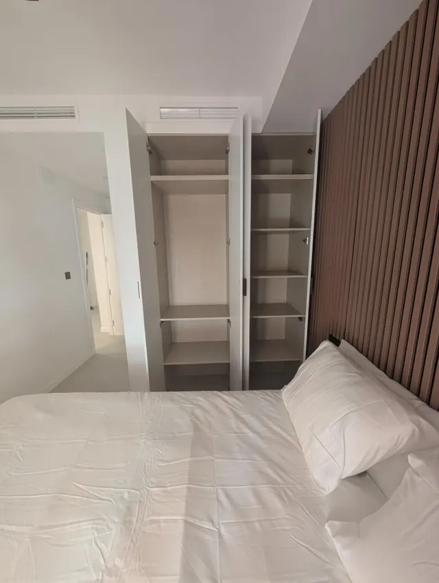 Espectacular piso a estrenar con 2 habitaciones, 2 baños y balcón. — 39