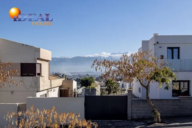 Parcela exclusiva con estructura de Chalet independiente y piscina en Urb. El Montecillo, Las Gabias — 21