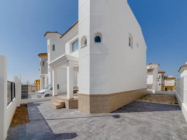 Villa 3 habitaciones 109m² en venta - La marina — 34