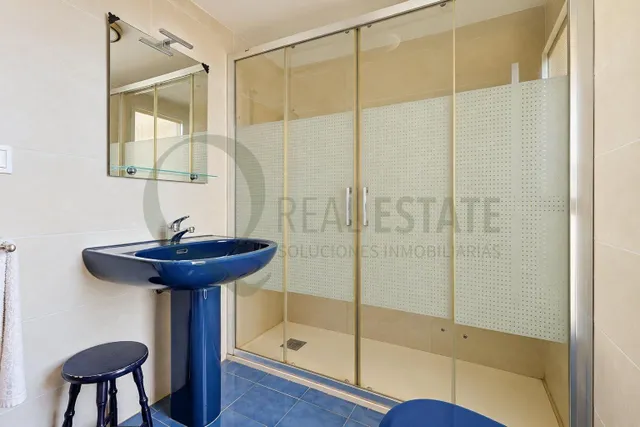Vistas abiertas al mar y gran terraza en Cabo de las Huertas · 3 dormitorios y 2 baños — 30