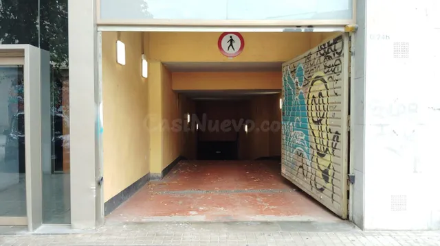 Parking de moto 2m² en alquiler - Eixample — 2