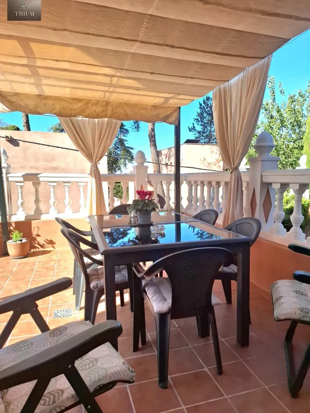Fantástico chalet en villa argaz, junto al cc serrallo plaza — 8