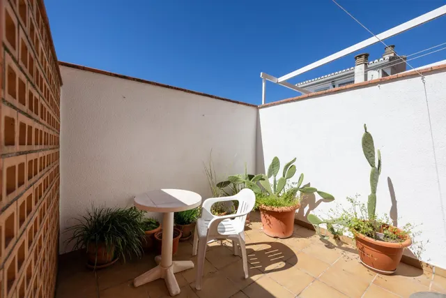 Espectacular casa unifamiliar en recinto cerrado en Granada capital — 45
