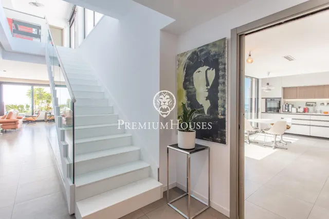 Casa en venta en Sant Vicenç de Montalt con espectaculares vistas al mar — 16
