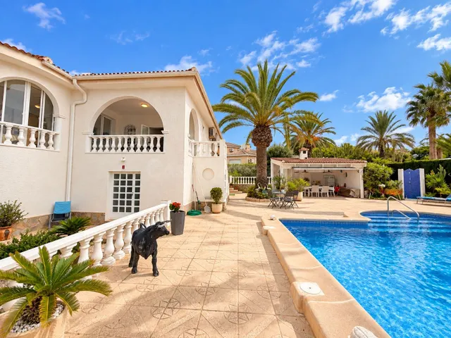 Villa 5 habitaciones 344m² en venta - Centro de la Ciudad Qu - foto 4