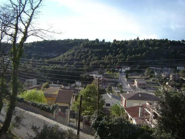 Terreno urbano de 360 m2 en Talamanca con vistas a Sant Llorenç del Munt — 6
