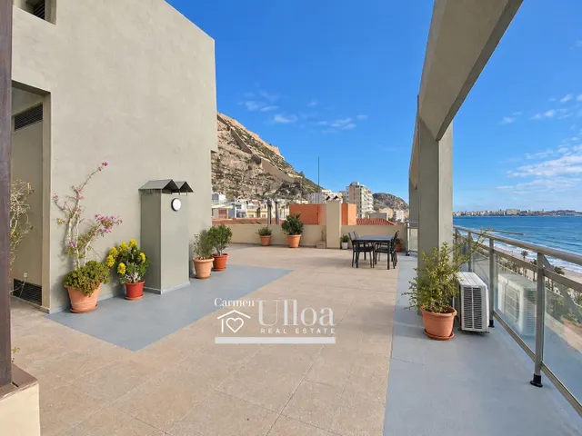 APARTAMENTO DE DISEÑO CON VISTAS AL MAR  Y AL CASTILLO PLAYA POSTIGUET — 43