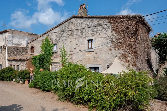 Encantadora casa de piedra con 3 habitaciones en un pueblo m - foto 4