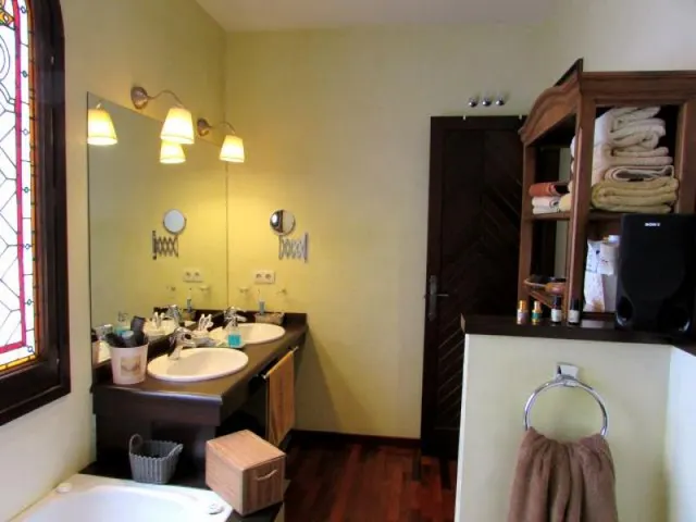 CASA DE LUJO EN PLENO CENTRO DE CÓRDOBA CAPITAL — 30