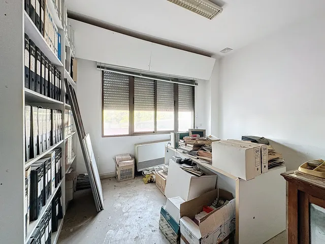 Local comercial 898m² en venta - Costa Del Sol — 17