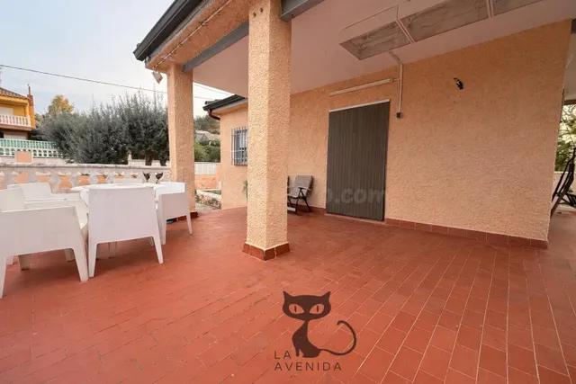 TU ESCAPADA EN TURÍS: PISCINA, TERRAZA, JARDÍN Y VISTAS DESP - foto 3