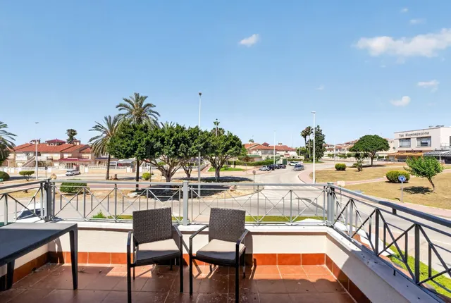 Residencial Zeniamar VIII – Acogedor adosado en esquina con solárium, piscina comunitaria, garaje y trastero — 3
