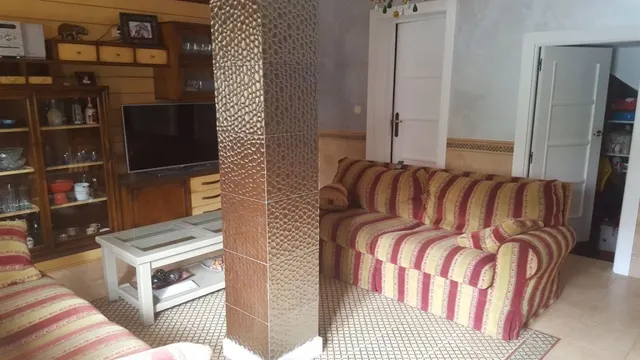GRAN CASA EN MADRIGUERAS — 9