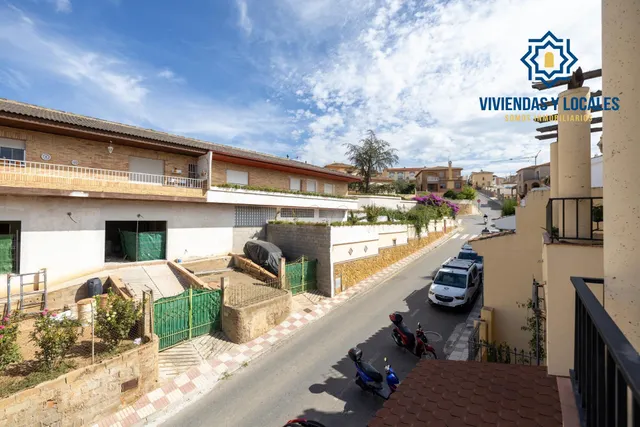 Amplio vivenda unifamiliar en el Corazón de Huetor Vega — 28