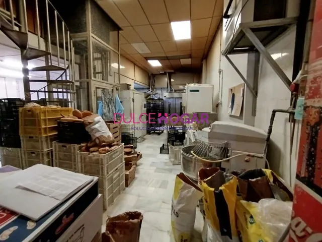 LOCAL OBRADOR PANADERIA EN FUNCIONAMIENTO 2 PLANTAS - foto 4