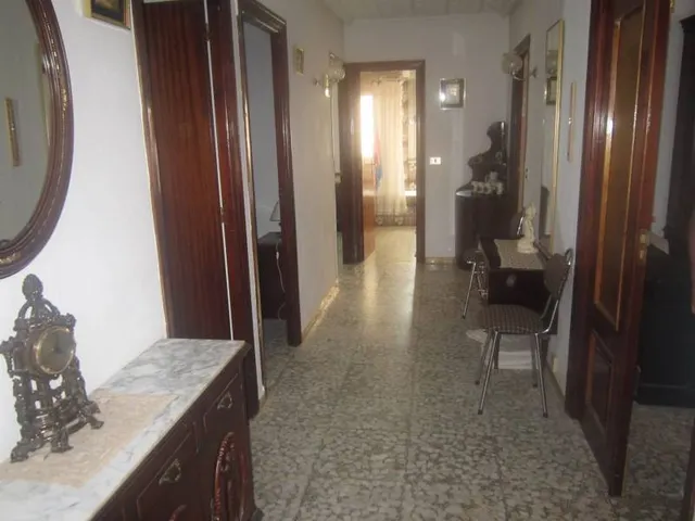 SE VENDE AMPLIA CASA EN GRAJAL DE LA RIBERA.7 HAB., SALÓN, COCINA, 2 BAÑOS, PARCELA 890 M2, COCHERA — 12