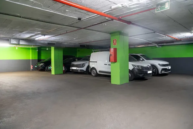 Parking 13m² en alquiler - Les Corts — 8