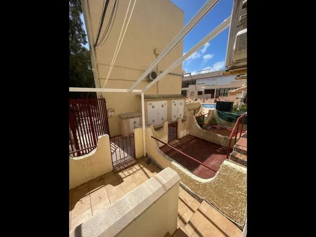 Apartamento 1 habitación 30m² en venta - Urbanizaciones — 26
