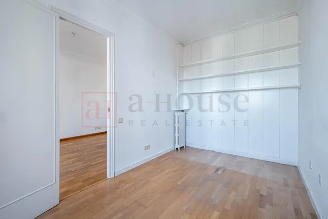ESPECTACULAR PISO PARA ENTRAR A VIVIR EN VILA DE GRACIA — 25