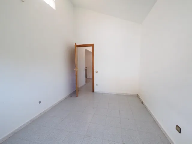 SE VENDE CASA INDEPENDIENTE EN OLESA DE BONESVALLS — 28