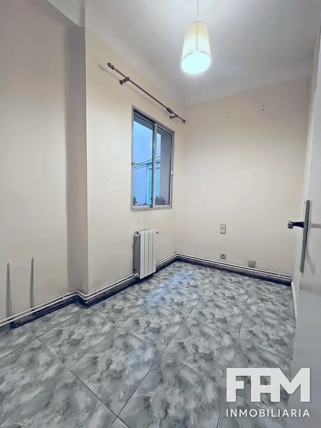 Piso Interior en Venta cerca de Calle Pablo Iglesias — 9