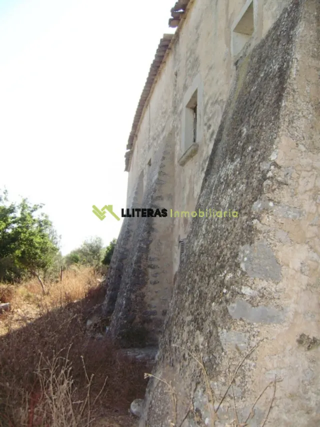 Fantástica finca para restaurar con vistas increíbles — 16