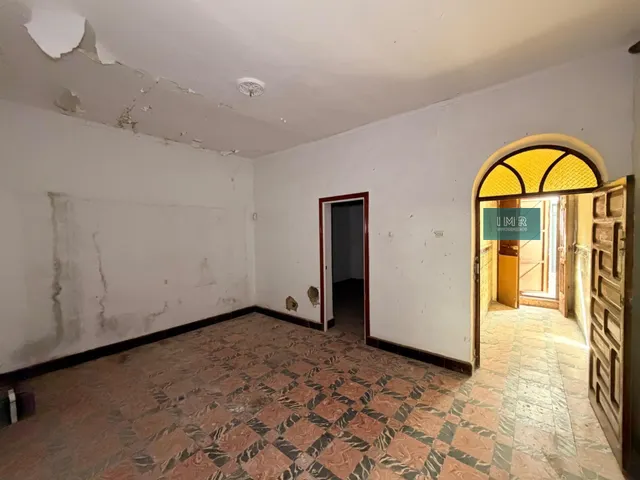 ¡OPORTUNIDAD ÚNICA EN EL CENTRO DE LOS PALACIOS! Terreno/Casa con doble acceso a dos calles — 9