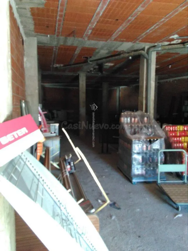 Local comercial 210m² en alquiler - CASAR DE CACERES - foto 5