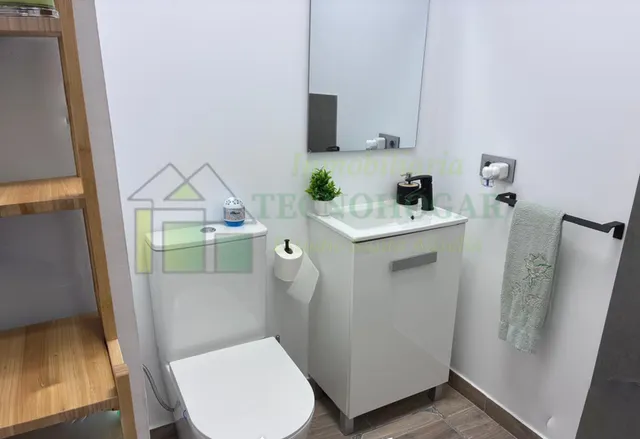 Local en venta en calle claudio coello, Sevilla — 10