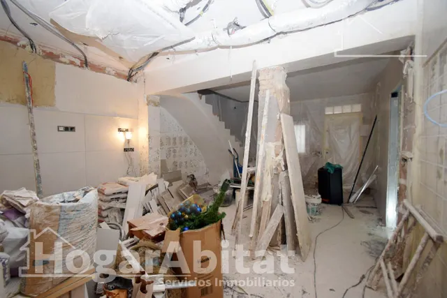 CASA CON CINCO TERRAZAS Y PAELLERO CERCA DE LA PLAYA — 44