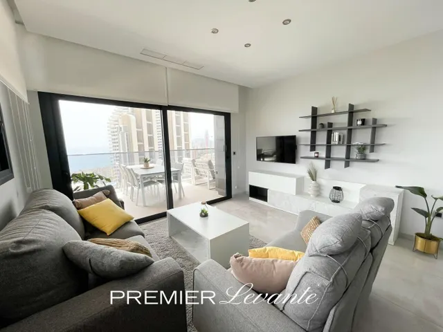 ESPECTACULAR PISO EN BENIDORM — 11