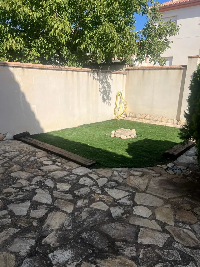 DÚPLEX ADOSADO EN LA PUEBLA DE DON FADRIQUE — 4