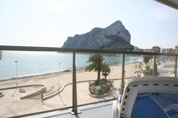Magnífico apartamento en primera línea de playa. — 5