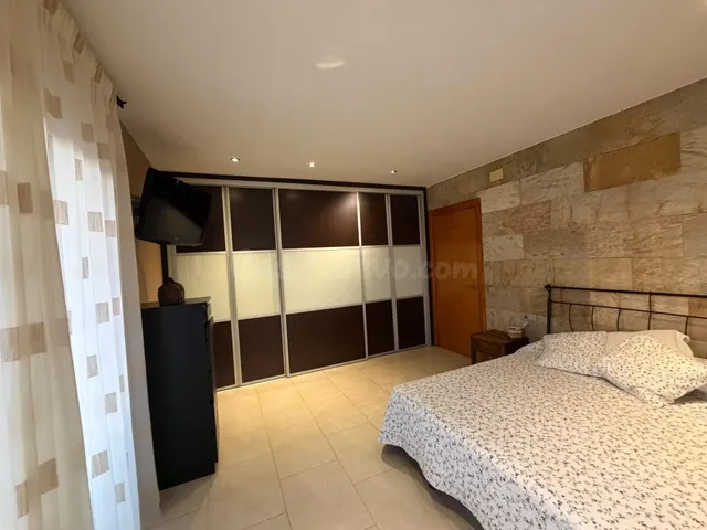 CASA MUY SOLEADA EXCELENTES VISTAS - foto 4