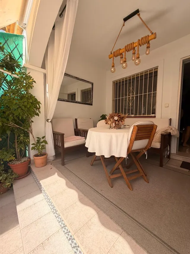 Elegante Chalet Reformado en Torre de la Horadada - €299,000 — 7