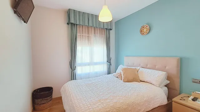 Luz, espacio y calidad de vida en teatinos: piso de 3 dormitorios con garaje, trastero y recinto con piscina — 18
