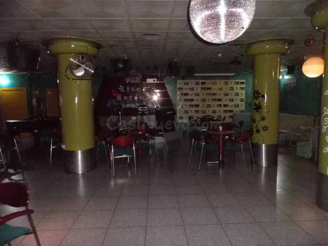 Local comercial 325m² en alquiler - PUERTOLLANO - foto 5