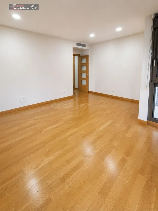 PISO EN VEGA DE ACA - foto 4