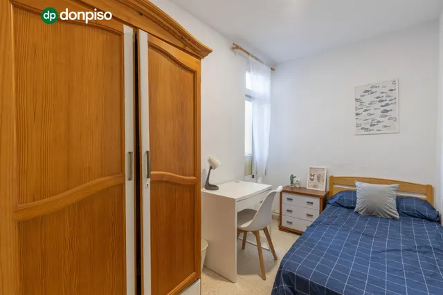 Piso ideal para inversión con alta rentabilidad junto a facultades de  Cartuja en Granada — 15