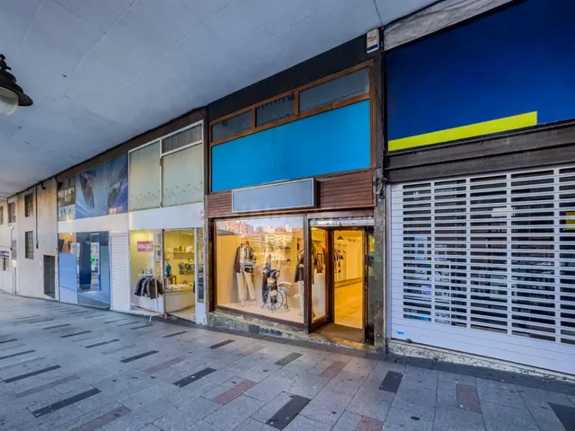 Local en pleno centro de Santurtzi. ZONA COMERCIAL - José Mi - foto 3