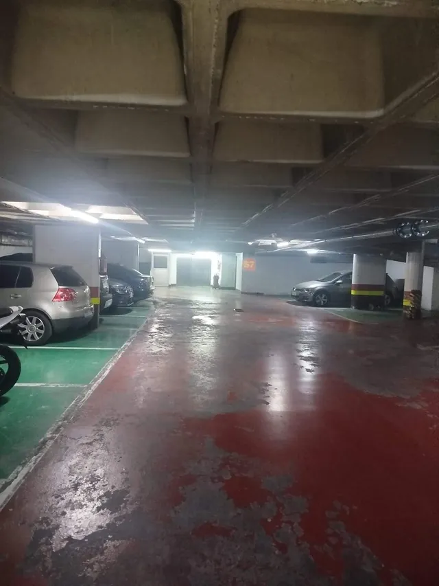 Oportunidad de Inversión: Parking en el Centro Tradicional de Alicante por solo €33,000 — 12