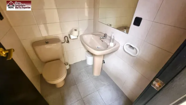 Oficina en alquiler en  el Centro de Benidorm. — 10