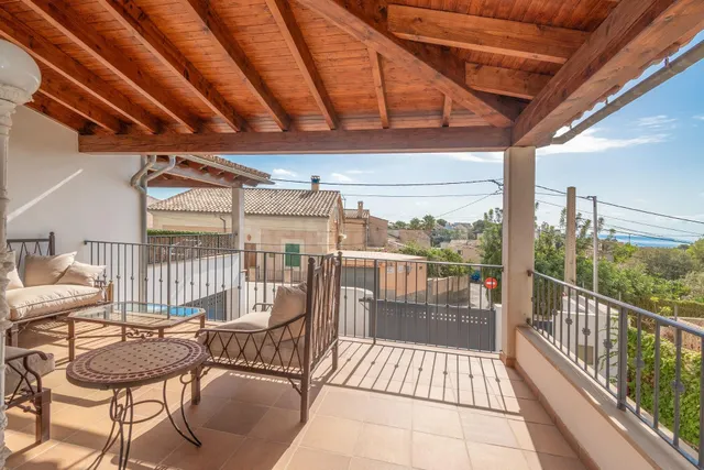 CHALET PAREADO EN GENOVA CON VISTAS A LA BAHÍA DE PALMA — 3